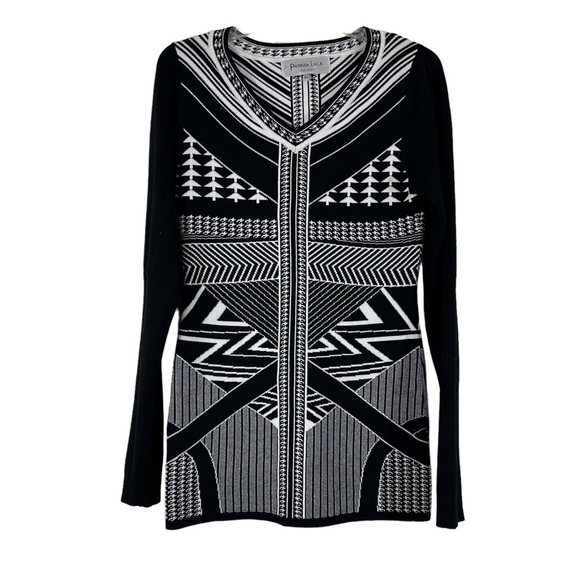 P. Luca Milano Women’s Sweater Size Medium Long Sleeved Black & White Geometric - Picture 1 of 12